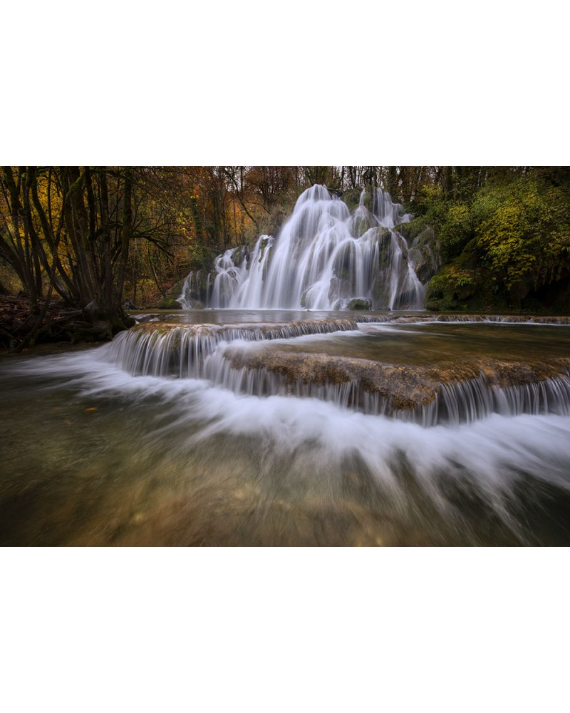 
Cascade des Tufs - photographie Nicolas Gascard 

Pose longue de la cascade des Tufs à l'automne.