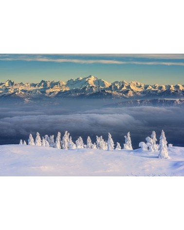 
Parallèles - photographie Nicolas Gascard 

Cimes jurassiennes et massif du Mont Blanc en parfaite harmonie.